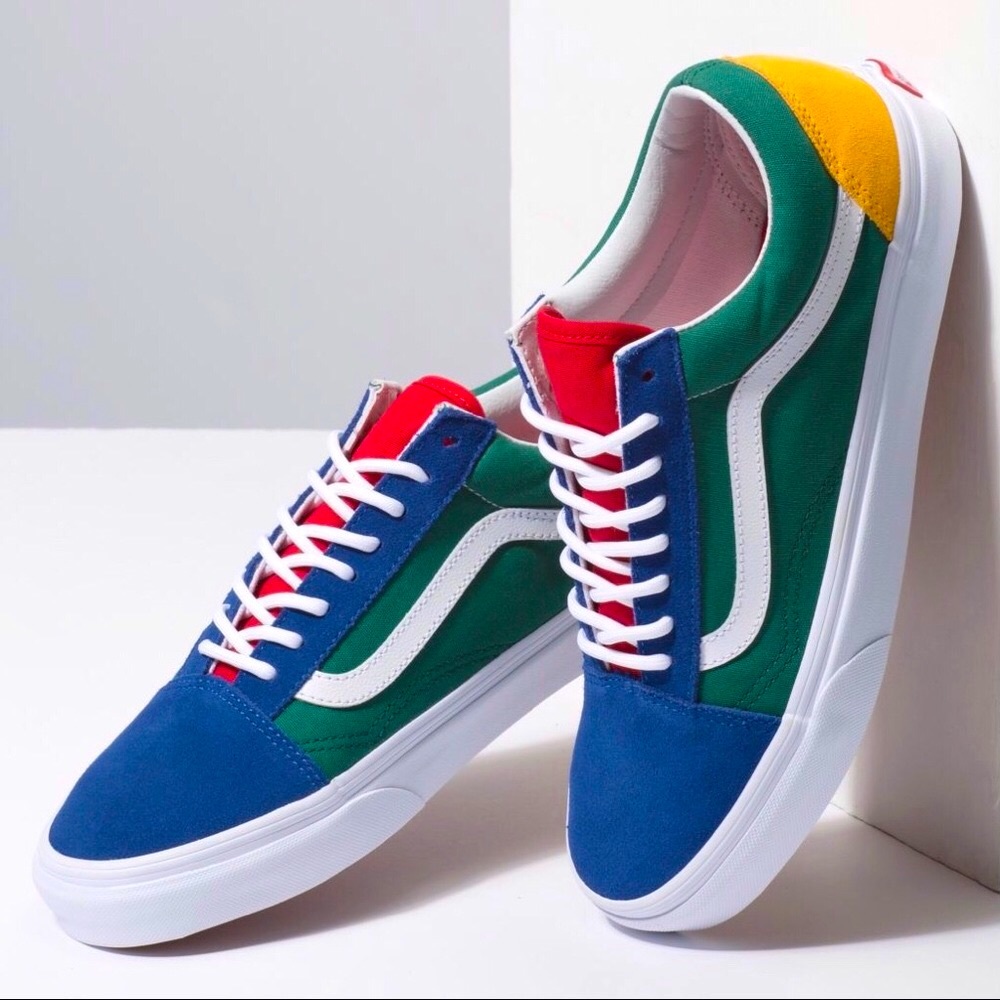SOLD!! ⭐️HOST PICK⭐️ Vans Yacht Club Old Skool - Picture 4 of 10